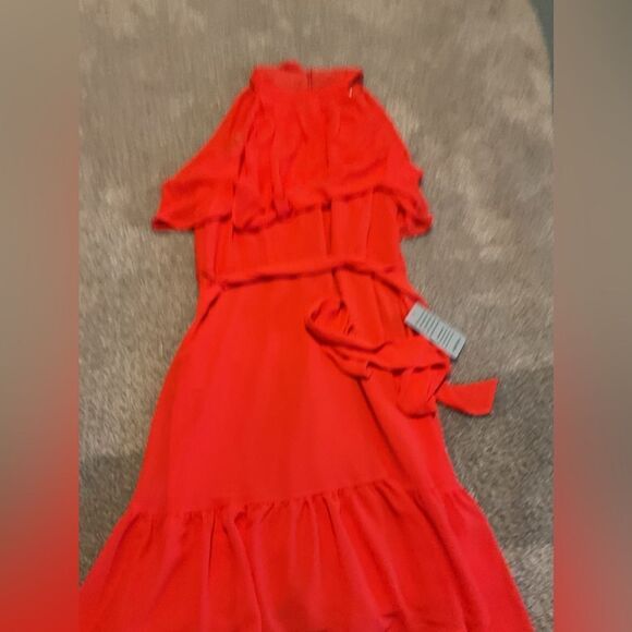 Eliza J Tiered Halter Flounce Hem Popover Dress in Strawberry Red Size 12 - Picture 5 of 6